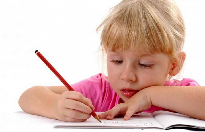 Учим ребенка правильно держать карандаш